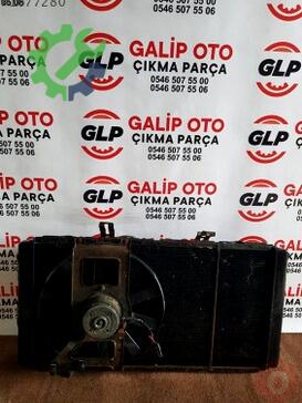 Renault R 21 Radyatör çıkma parça
