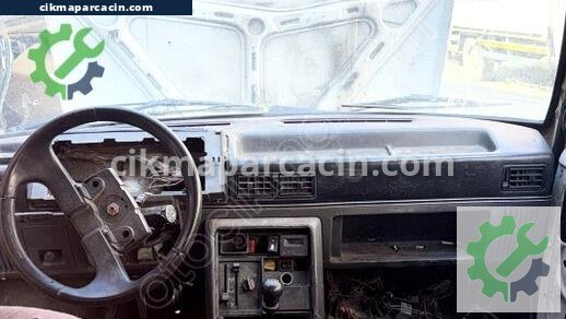 Renault R9 Torpido çıkma parça