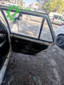 Renault R 9 Sağ Ön Kapı çıkma parça