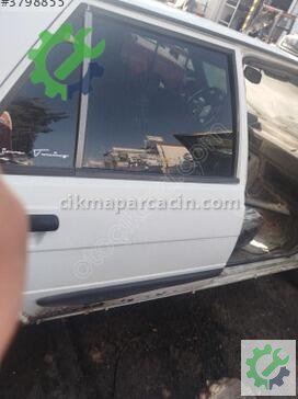 Renault R9 Sağ Ön Kapı çıkma parça