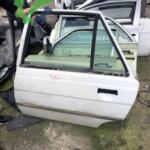 Renault 9 Broadway Sol Arka Kapı Kelebek Camı hatasız