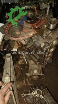 Renault R25 Blok çıkma parça