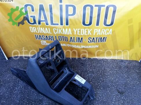 Renault R 19 Orta Konsol çıkma parça