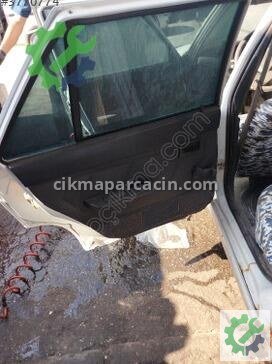 Renault R9 Sol Arka Kapı çıkma parça