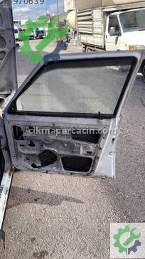 Renault R9 Sağ Ön Kapı çıkma parça
