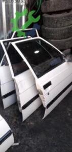 Renault brodvay R.9 sağ arka kapı