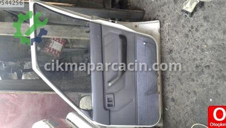 Renault R9 Sağ Ön Kapı çıkma parça