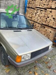 RENAULT BRODWAY KAPUT ORJİNAL ÇIKMA