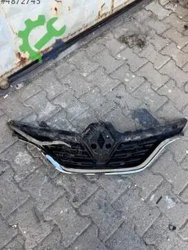 Renault Captur Ön Panjur çıkma parça