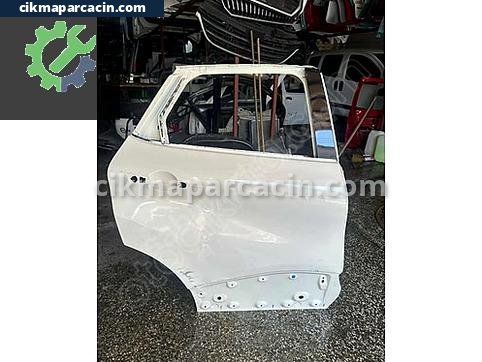 Renault Captur Sağ Ön Kapı çıkma parça