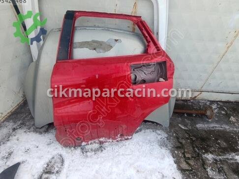 Renault Captur Sol Arka Kapı çıkma parça