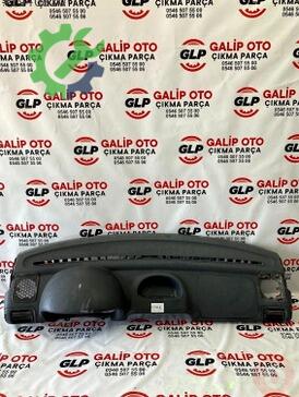 Renault Clio Torpido çıkma parça
