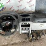 Renault Clio Göğüs Sökme Çıkma
