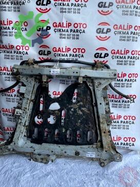 Renault Clio Travers çıkma parça