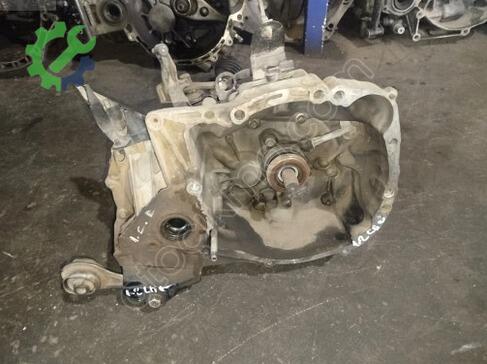 Renault Clio Şanzıman Komple çıkma parça