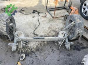 Renault clio 2 arka dingil orjinal