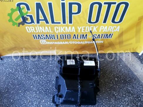 Renault Clio Kalorifer Kutusu çıkma parça