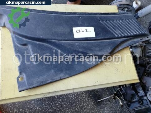 Renault Clio Ön Cam Izgarası çıkma parça