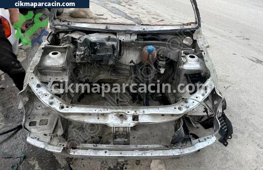 Renault Clio Ön Şasi çıkma parça