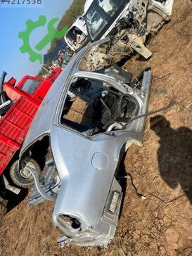 Renault Clio Sağ Marşpiyel Sacı çıkma parça