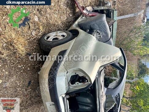 Renault Clio Sol Arka Çamurluk çıkma parça