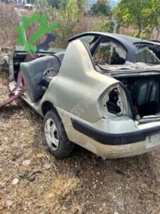 Çıkma Orijinal Sol Arka Çamurluk Renault Clio