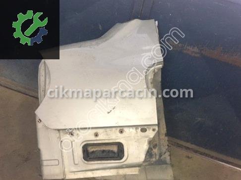 Renault Clio Sağ Arka Çamurluk çıkma parça