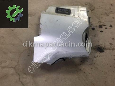 Renault Clio Sağ Arka Çamurluk çıkma parça
