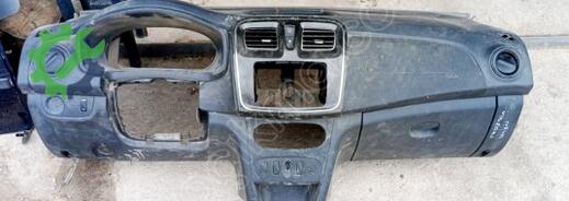 Renault Clio Göğüs çıkma parça