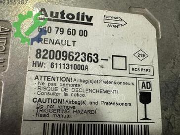 Renault Clio Airbag Beyni 8200962363 çıkma parça