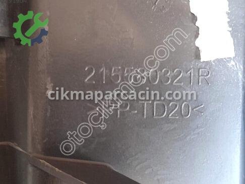 Renault Clio Intercooler Radyatörü çıkma parça