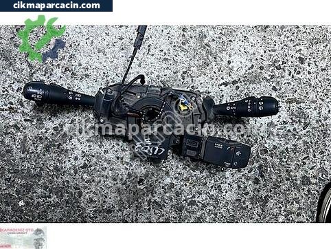 Renault Clio Sinyal Kolu çıkma parça