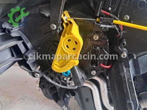 Renault Clio Kalorifer Kutusu çıkma parça