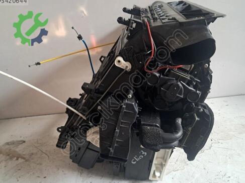 Renault Clio Kalorifer Kutusu çıkma parça