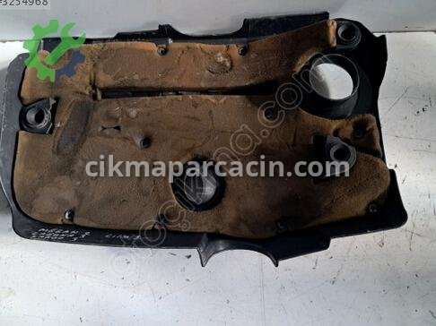 Renault Clio Motor Kapağı çıkma parça