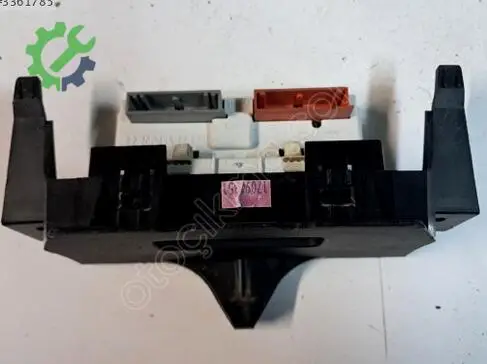 Renault Clio Radyo Göstergesi 7700436305 çıkma parça