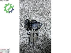 Renault Clio Kulak 1996-2023