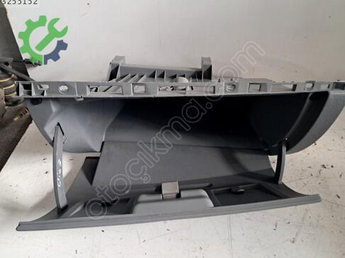 Renault Clio Torpido Gözü çıkma parça