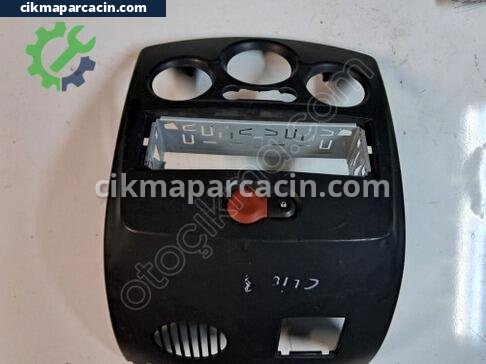 Renault Clio Torpido çıkma parça