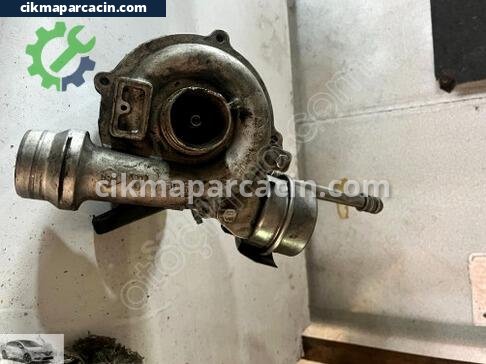 Renault Clio Turbo çıkma parça