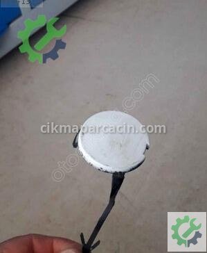 Renault Clio Çeki Demir Kapağı çıkma parça