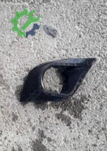 Renault Clio 4 faz 2 sağ sis farı çerçevesi