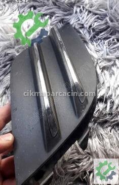Renault Clio Sis Farı Çerçevesi çıkma parça