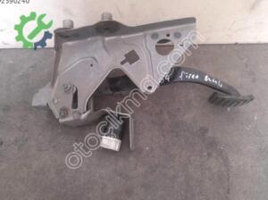 RENAULT CLİO 4 FREN PEDALI