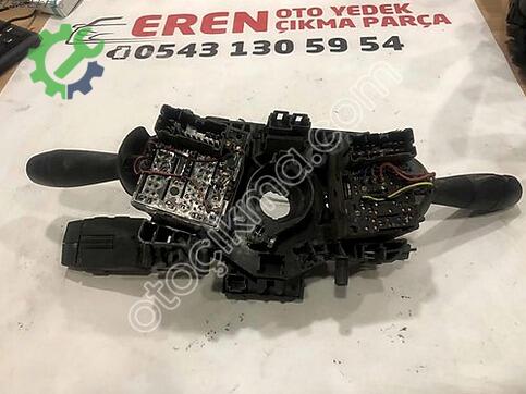 Renault Clio Sinyal Kolu çıkma parça
