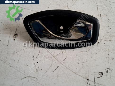 Renault Clio Sağ Ön Kapı Kolu çıkma parça