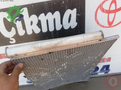 Renault Clio Klima Radyatörü çıkma parça