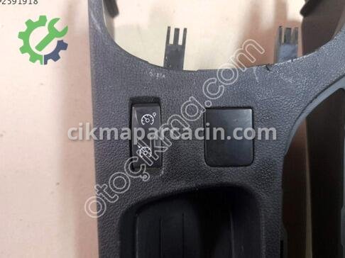 Renault Clio Orta Konsol çıkma parça
