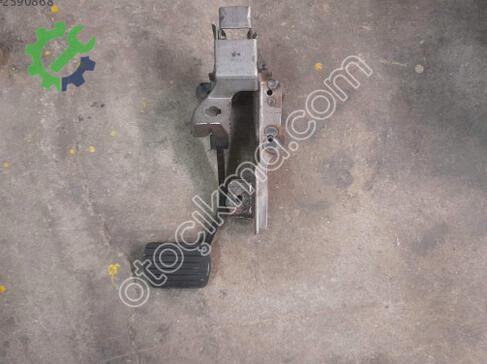 Renault Clio Pedal çıkma parça