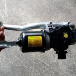 Renault Clio 4 R silecek motoru orjinal çıkma